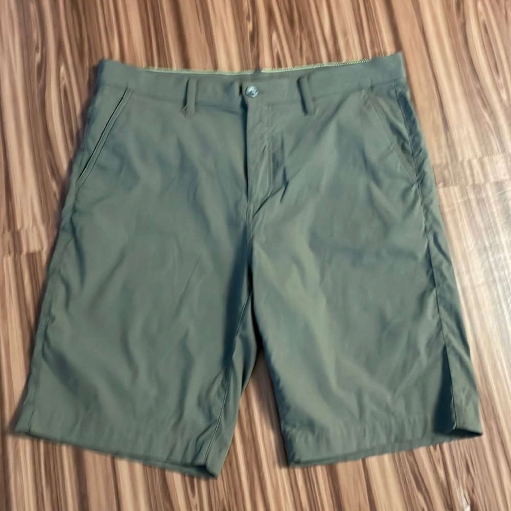EDDIE Bauer Nylon Shorts Size 35